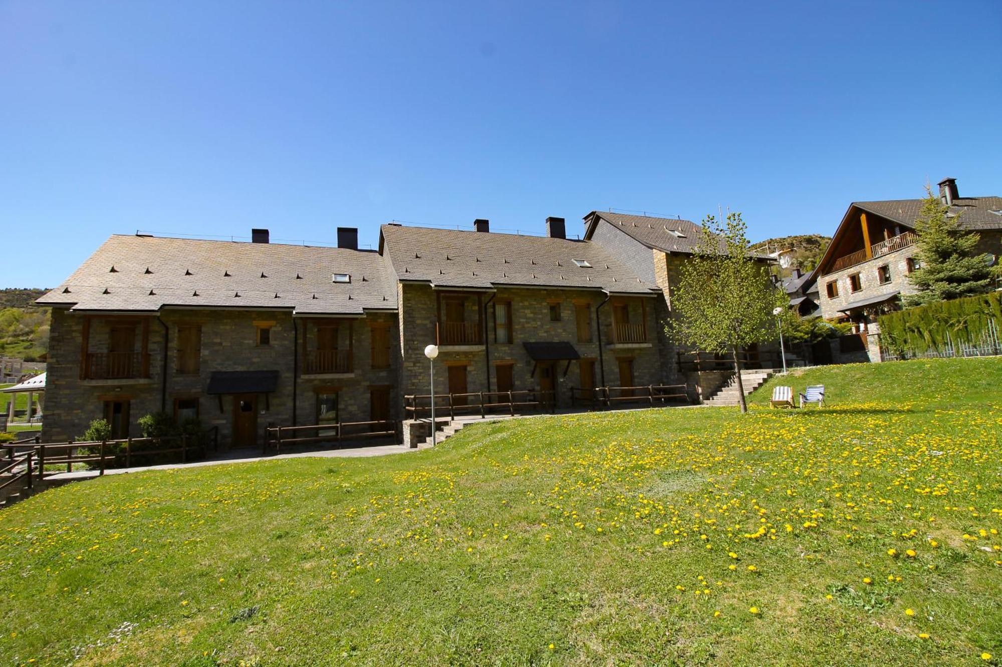 Villa Nuria Tramacastilla de Tena Esterno foto
